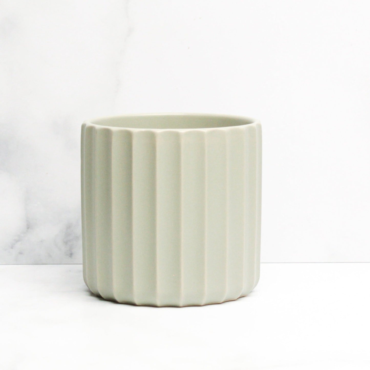 cache-pot-vert,montreal,idee-cadeau,cache-pot,inspiration,tendance,montreal,boutique-casa-luca,casa-luca,ahuntsic,montreal,vert-sauge