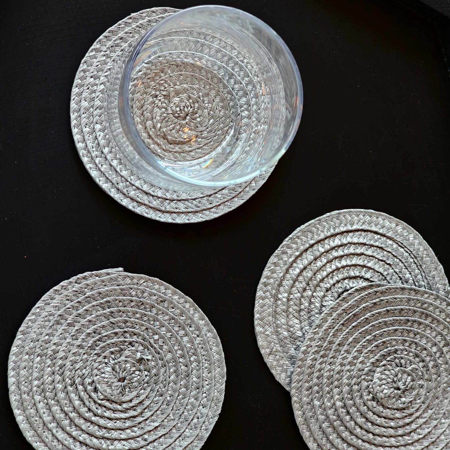 ensemble-de-4-sous-verres-tisses,cadeau,idee-originale,idee-cadeau,decoration,bois,idee-decoration,montreal,ahuntsic,casa-luca,boutique-casa-luca