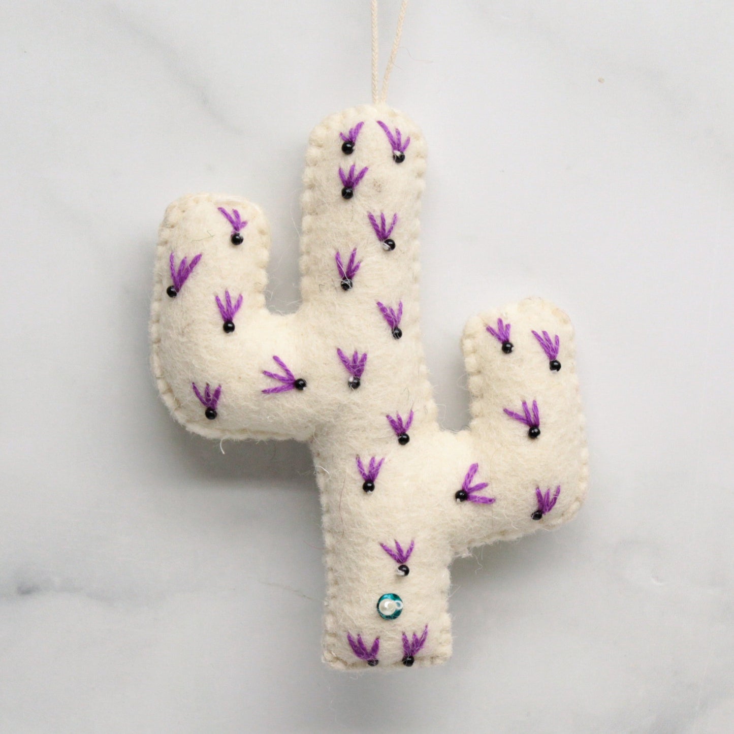 ornement-cactus,decoration-de-noel,decoration,noel,casa-luca,boutique-de-noel,montreal,boutique-de-montreal,decoration-de-noel,ornement-de-noel,sapin-de-noel