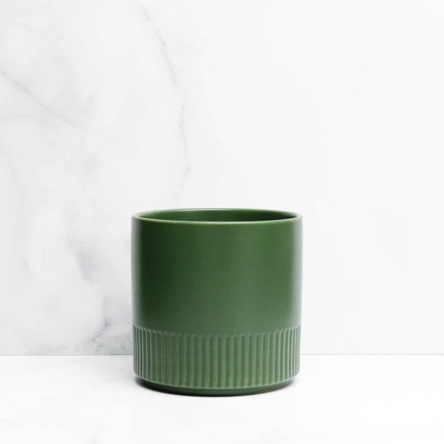 cache-pot-vert,cache-pot,plante,montreal,idee-cadeau,cache-pot,inspiration,tendance,montreal,boutique-casa-luca,casa-luca,ahuntsic,montreal,pot-ceramique
