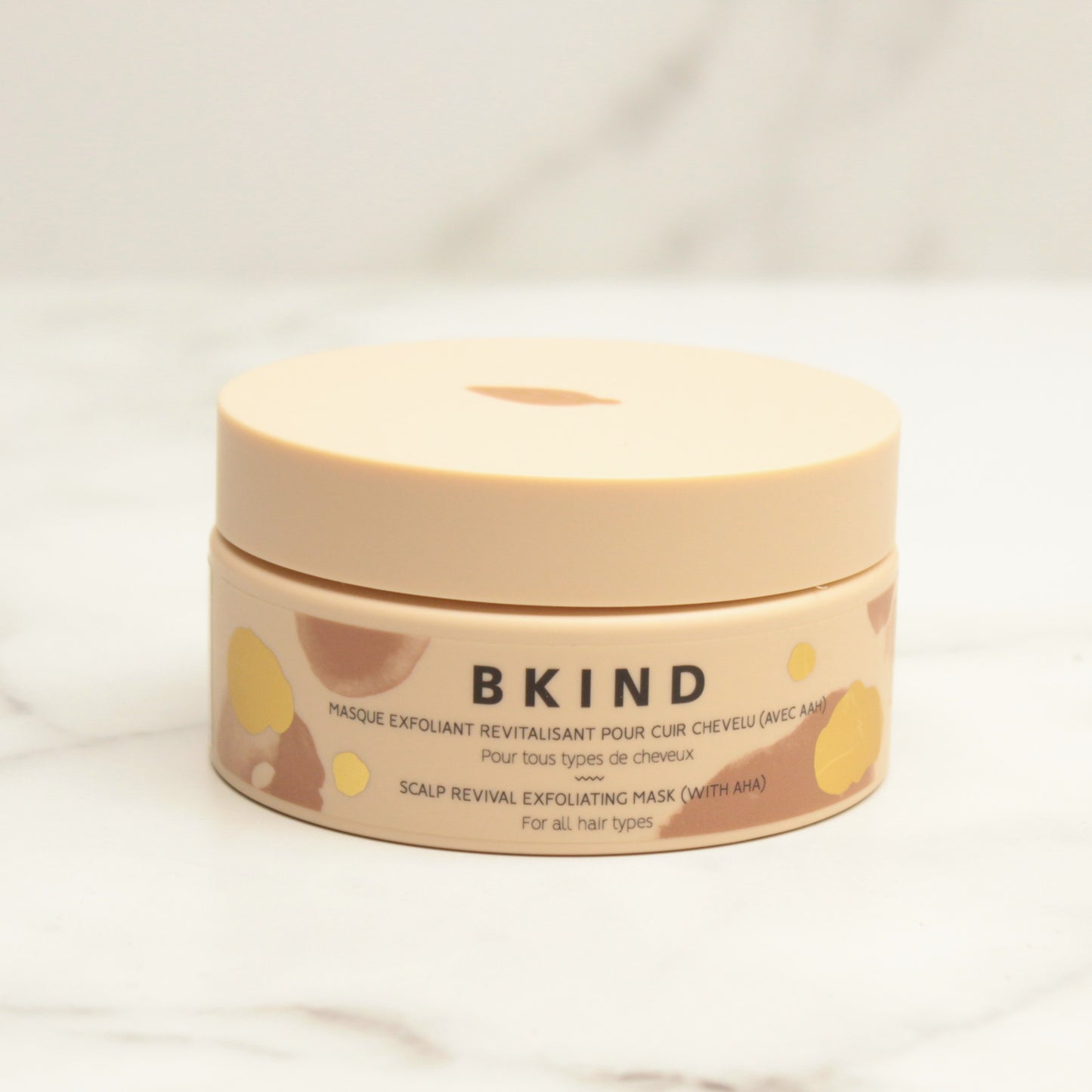 Masque exfoliant revitalisant pour cuir chevelu avec AAH