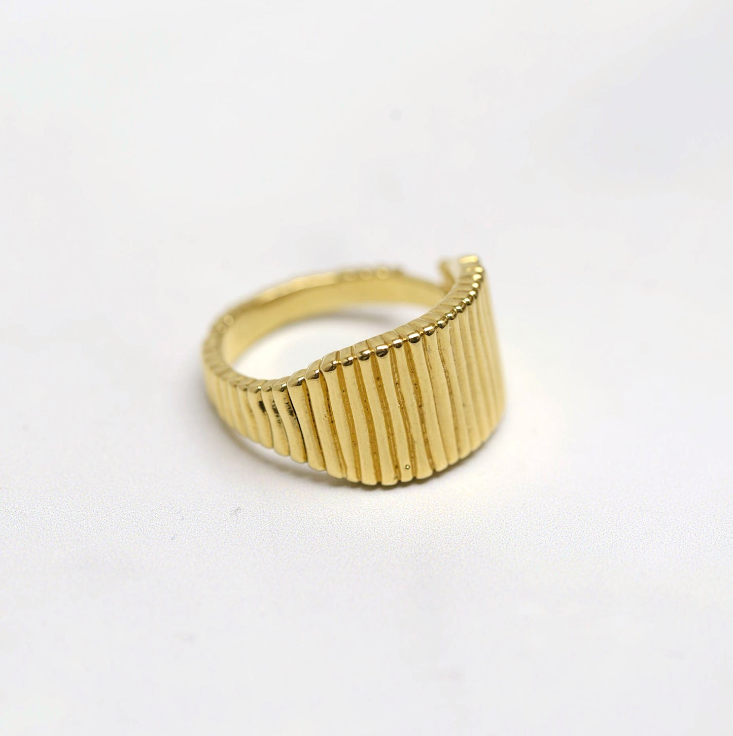 bague-plaquee-or-jemma,bague-plaquee-or-18k,bague,or,pilgrim,ahuntsic,casa-luca,montreal