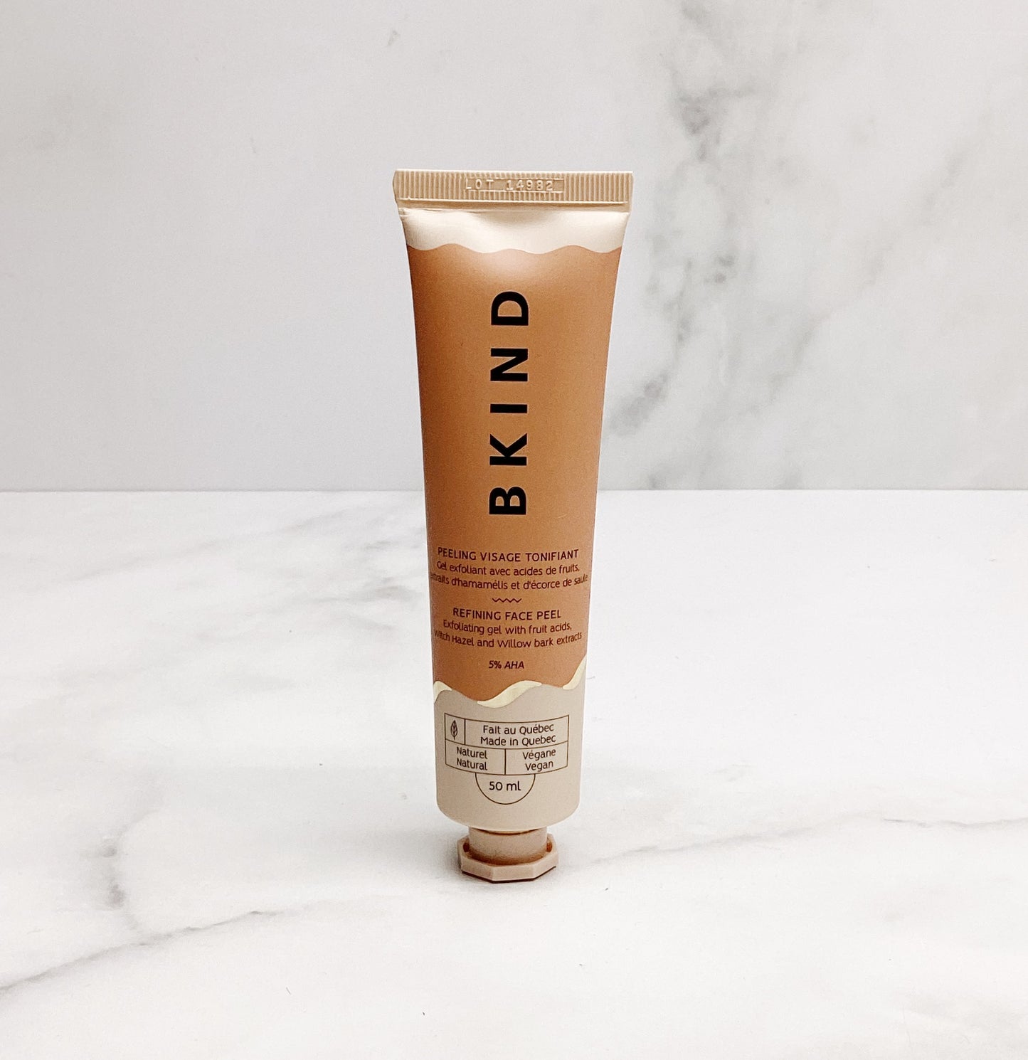 peeling-visage-tonifiant-avec-aha-et-bha,montreal,bkind,naturel,fait-a-montreal,fait-a-la-main,vegetalien,bio,vegan.vegane,peeling,ahuntsic,casa-luca,boutique-casa-luca