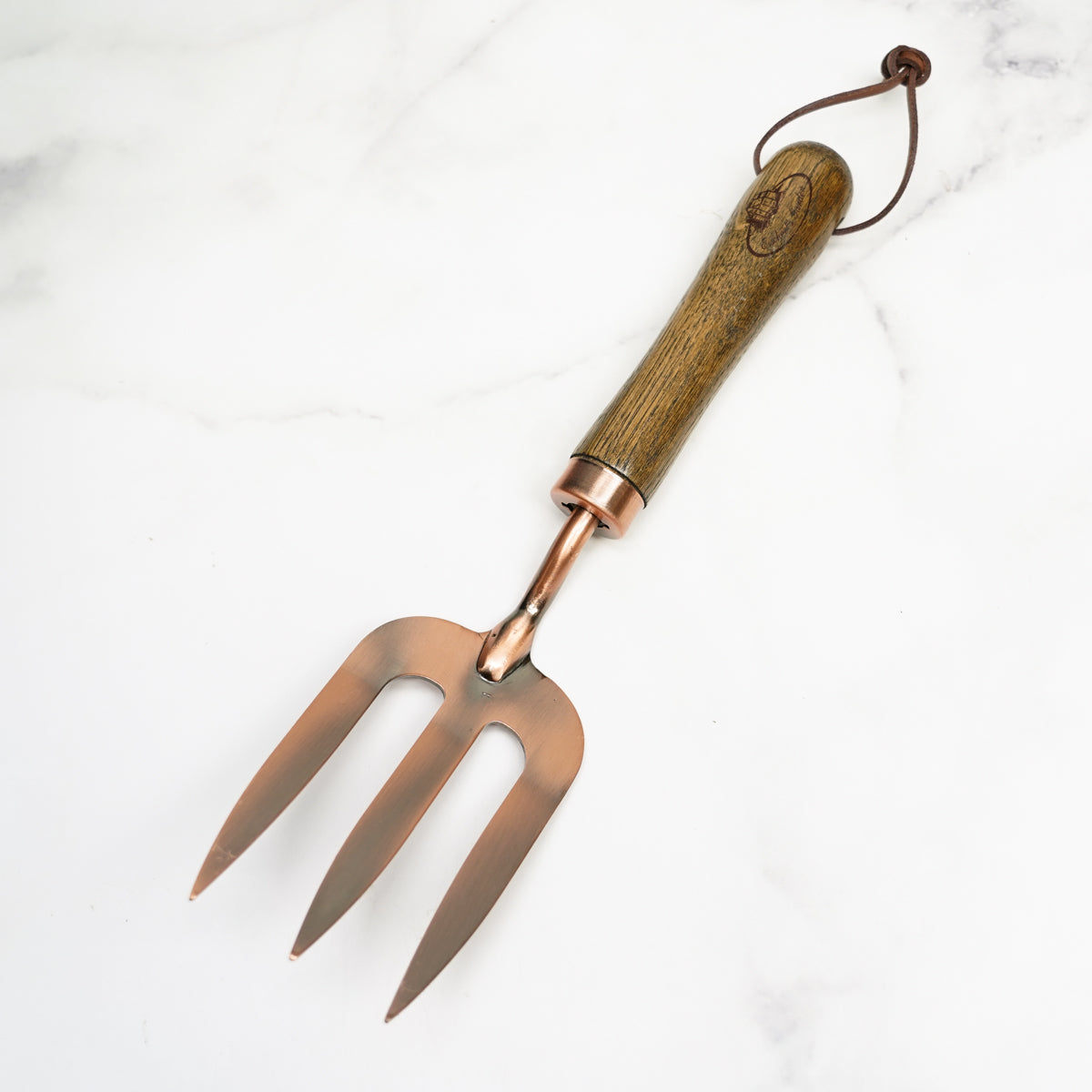 cultivateur-de-jardinage-plaque-cuivre,sarcloir,cultivateur,fourche,jardinage,pelle,transplanter,plantes,inspiration, tendance,montreal,boutique-casa-luca,casaluca,ahuntsic,montreal