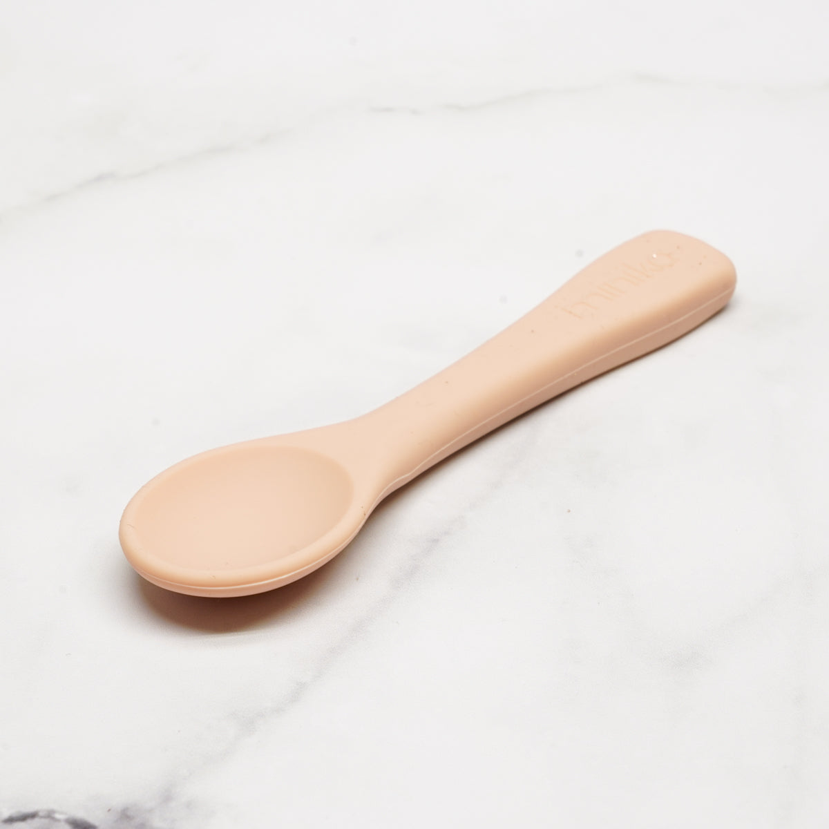 petite-cuillere,minika,silicone,cuillere,compagnie-quebecoise,ahuntsic,casa-luca,montreal,quebecois,enfant,bebe,bol-enfant