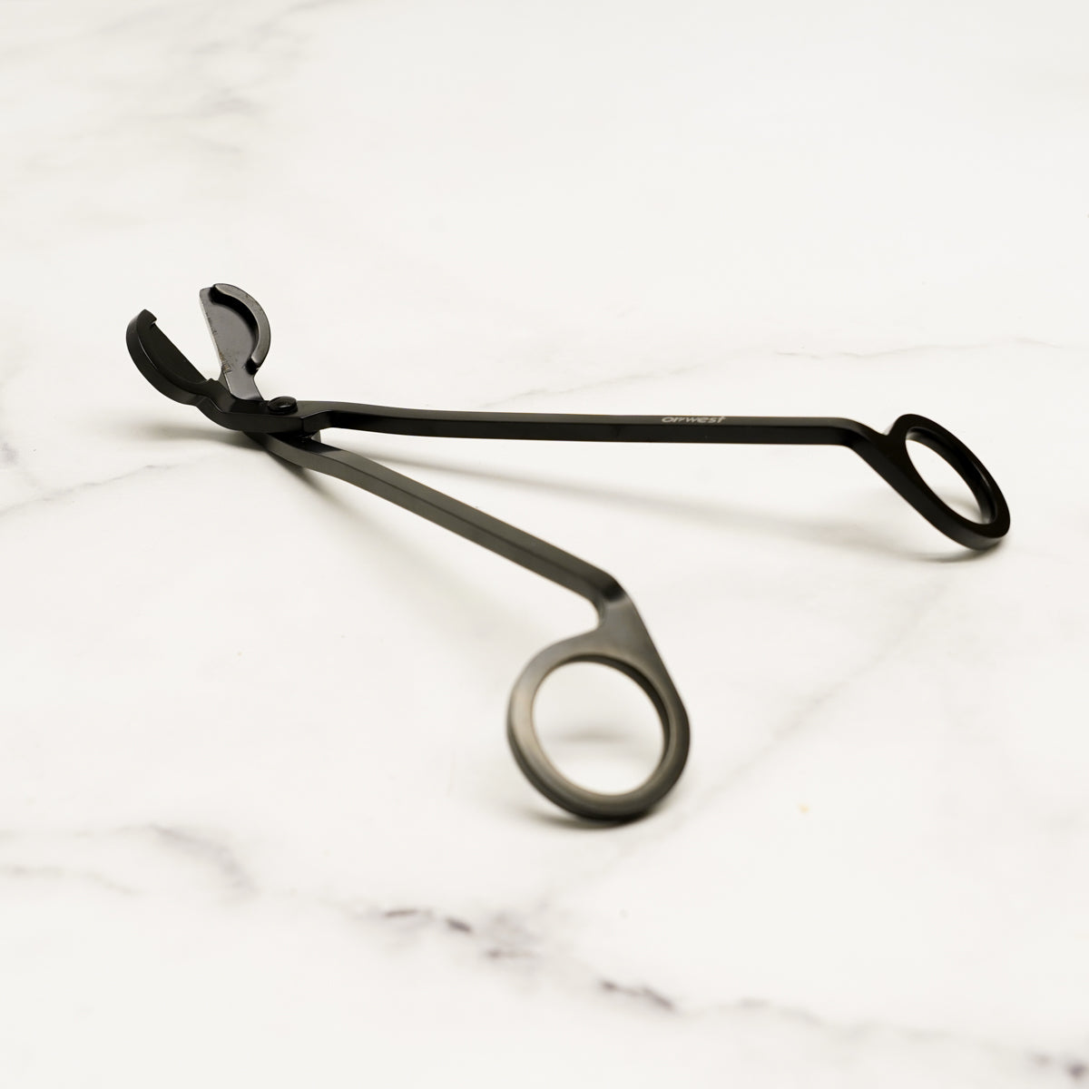 coupe-meche-de-bougie,bougie,meche,coupe-meche,chandelle,montreal,boutique-casa-luca
