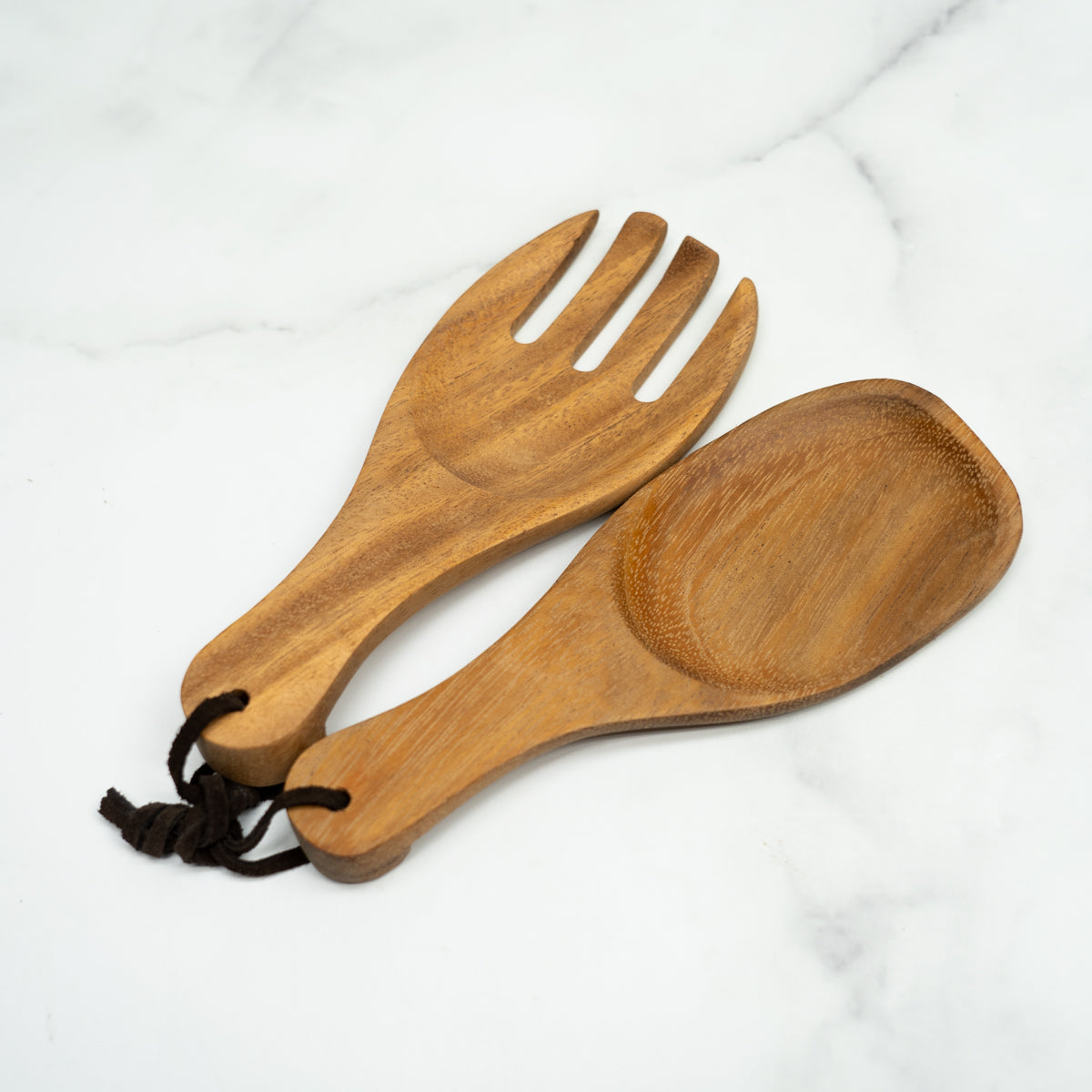 ustensiles-service,salade,ustensile,cuillere,fourchette,service,bois,casa-luca,boutique-de-noel,montreal,boutique-de-montreal