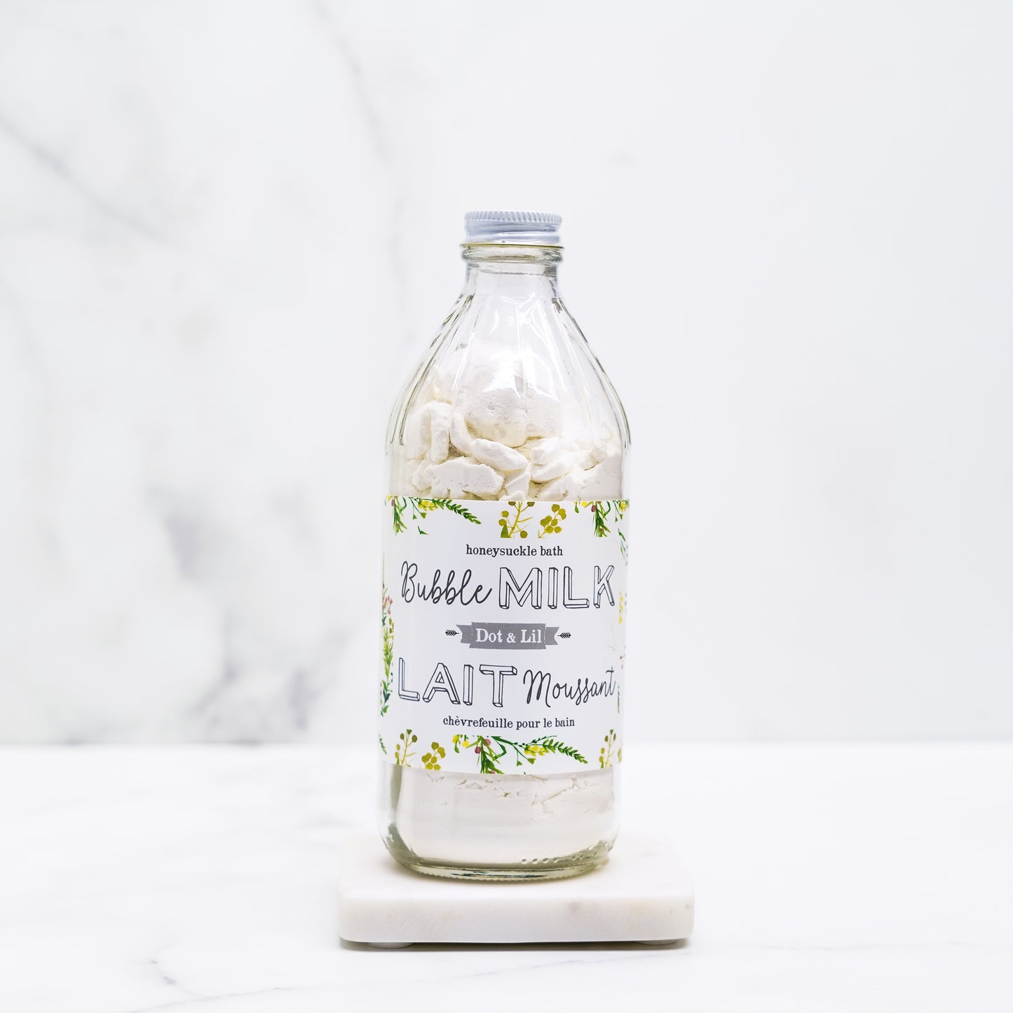 lait,bain,chevrefeuille-dot&lil,dot-et-lil,fait,quebec,fabrique,montreal, boutique,casa-luca,ahuntsic,achat-local,produit-quebecois,idee-cadeau,lait-de-bain,chevrefeuille