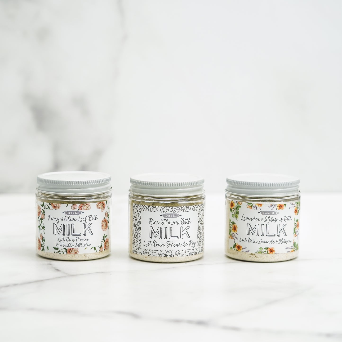 lavande,hibiscus,fleur-de-riz,pivoine,feuille-d-olivier,fait,quebec,fabrique,nature,idee-cadeau,produits,soins,dot-et-lil,dot-&-lil,montreal,quebec,casa-luca,lait-de-bain,lait,bain