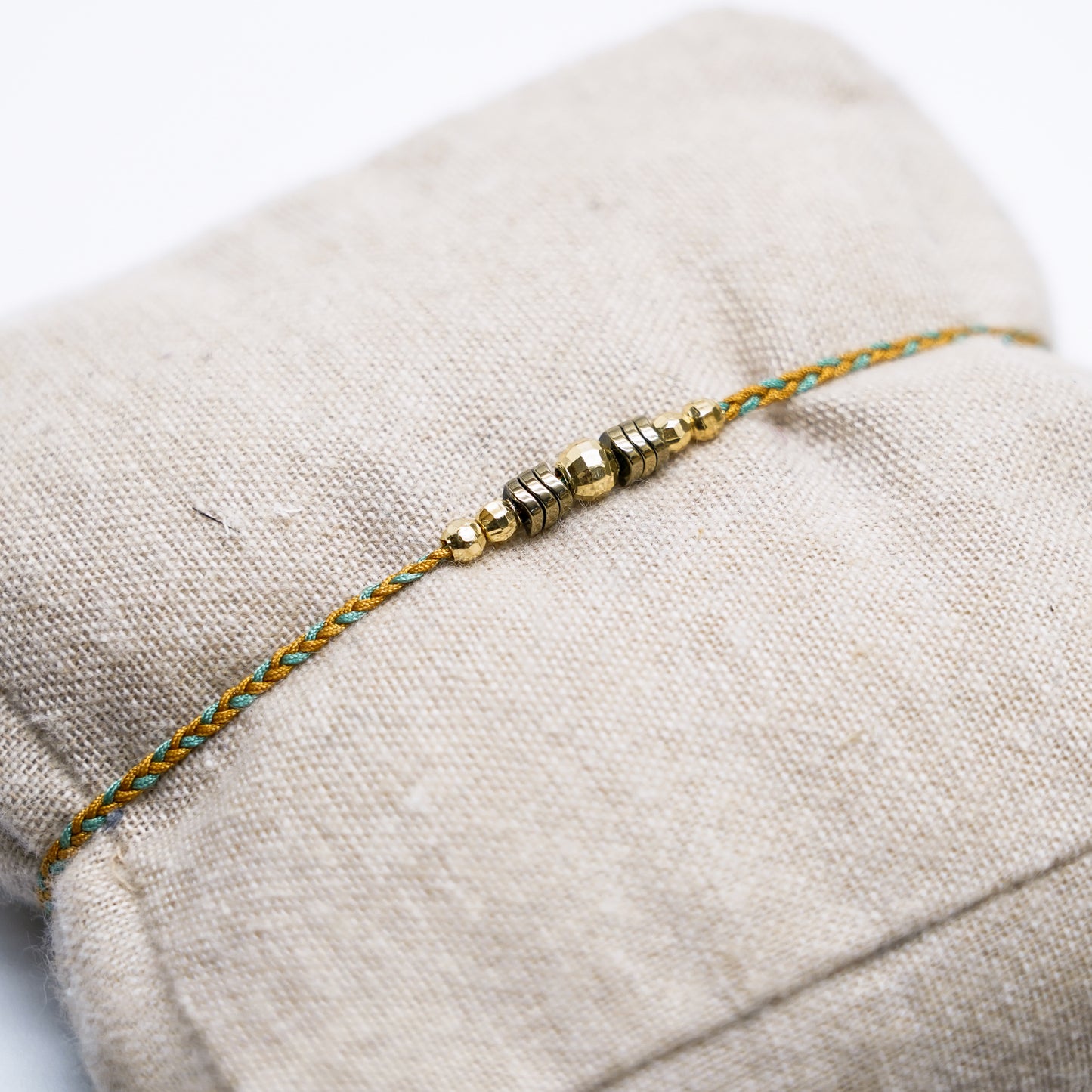 montreal-ahuntsic,idee-cadeau,fete-des-meres,cadeau,mariage,fete,tendance,bijoux,bijoux-or,montreal,boutique-casa-luca,boutique-montreal,bracelet,acier-inoxidable,inox,zag