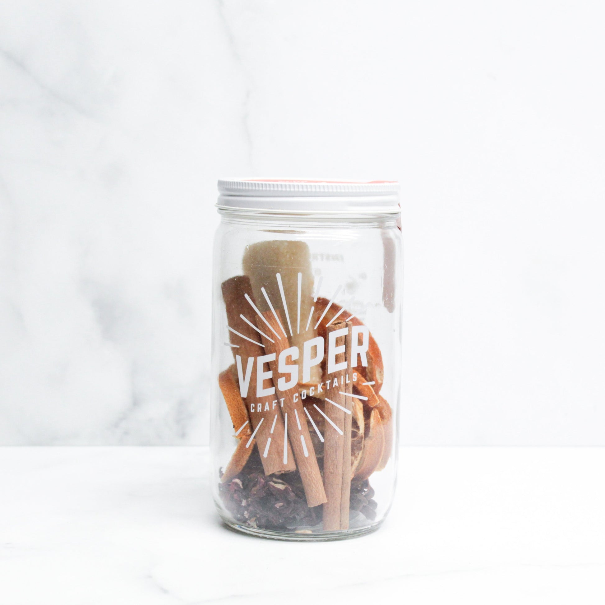 melange-a-cocktail-vin,vin-chaud,melange-a-cocktail,cocktail,mulled-wine,idee-cadeau