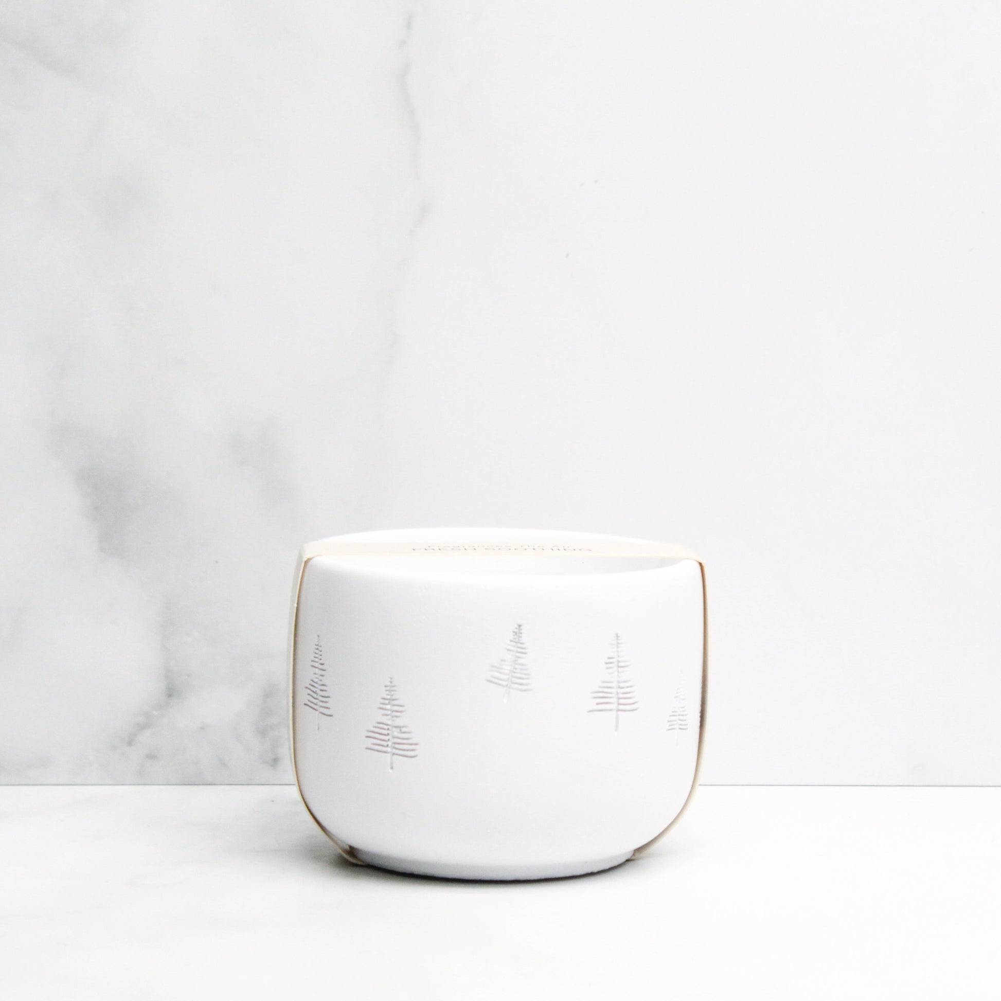 bougie-de-noel,bougie,chandelle,montreal,ahuntsic,casa-luca,casaluca,boutique-casa-luca,cadeau,bougie-motif-sapin,bougie-blanche