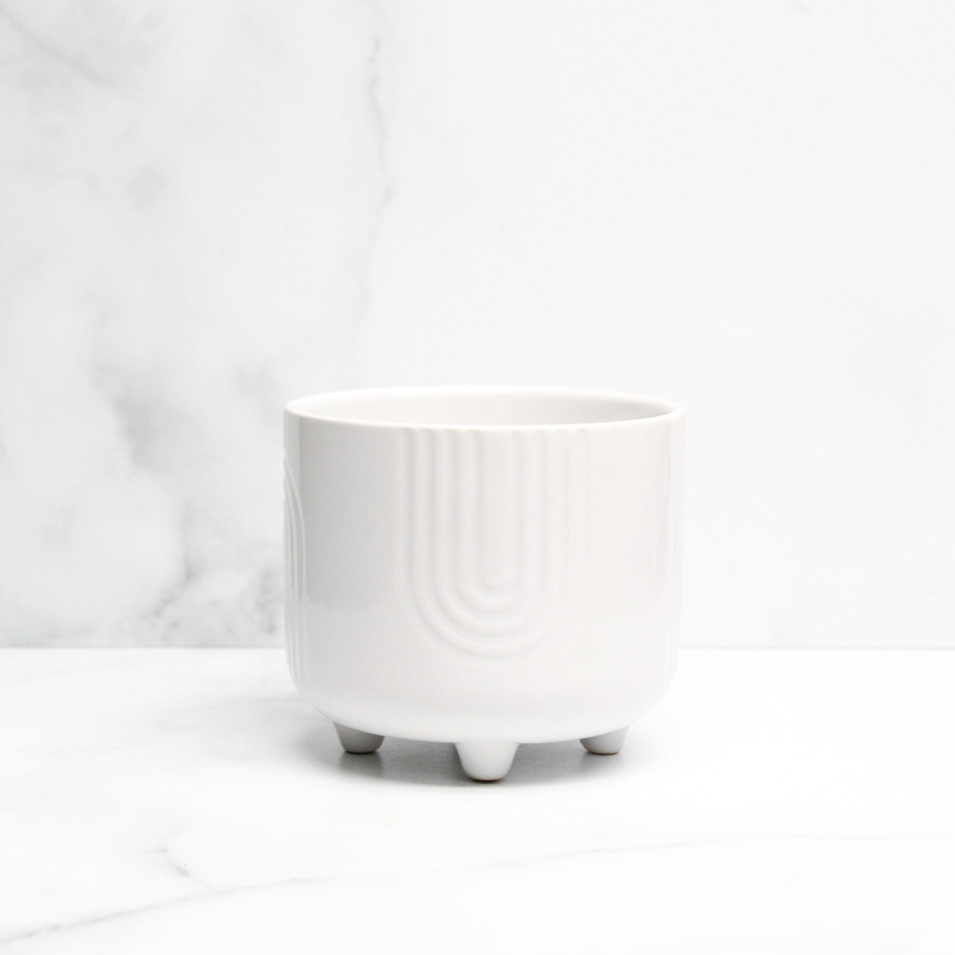 cache-pot-blanc,cache-pot,plante,montreal,idee-cadeau,cache-pot,inspiration,tendance,montreal,boutique-casa-luca,casa-luca,ahuntsic,montreal