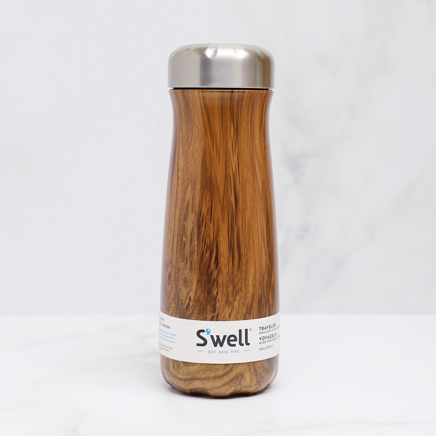 bouteille-voyageur-isolante-20oz,bouteille,bouteille-voyageur,isolante,isotherme,thermos,swell,marbre,acier inoxydable,20oz,gourde,luxe,meilleur,etudiant,montreal,boutique-casa-luca,performance,bouteille-swell-monteal