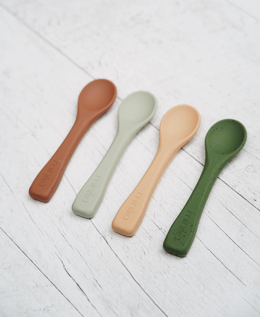 petite-cuillere,minika,silicone,cuillere,compagnie-quebecoise,ahuntsic,casa-luca,montreal,quebecois,enfant,bebe,bol-enfant