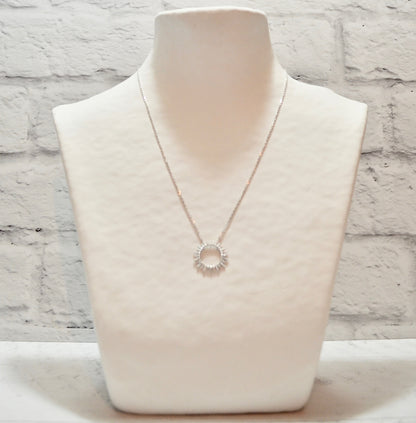 collier,argent,grand-soleil,soleil,bijoux,cadeau,idee-cadeau,femme,mode,boutique-casa-luca,casa-luca,montreal,ahutnsic