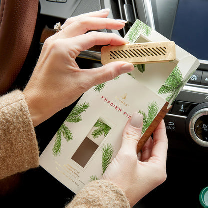 diffuseur-pour-voiture,votive,bougie,chandelle,thymes,frasier-fir,parfum-des-fetes,arome-de-sapin,frasier-fir,noel,temps-des-fetes,montreal,ahuntsic,casa-luca,boutique-casa-luca