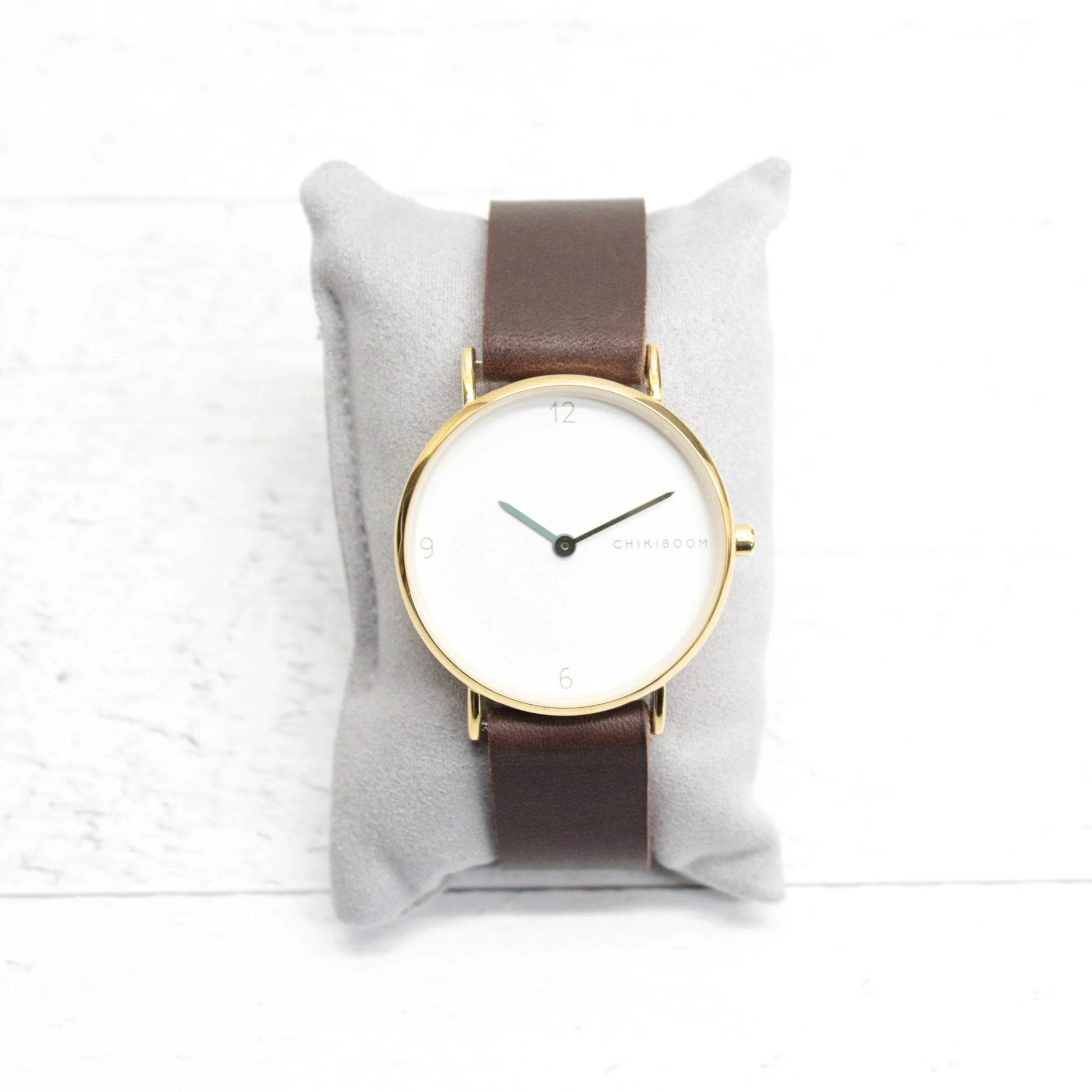 montre,chikiboom,brun,blanc,bracelet-fabrique-a-la-main-montreal ,boitier-montre -chikiboom,grandeur-ajustable, montre-est-hydrofuge,montreal,boutique,casa-luca,casa-luca,ahuntsic