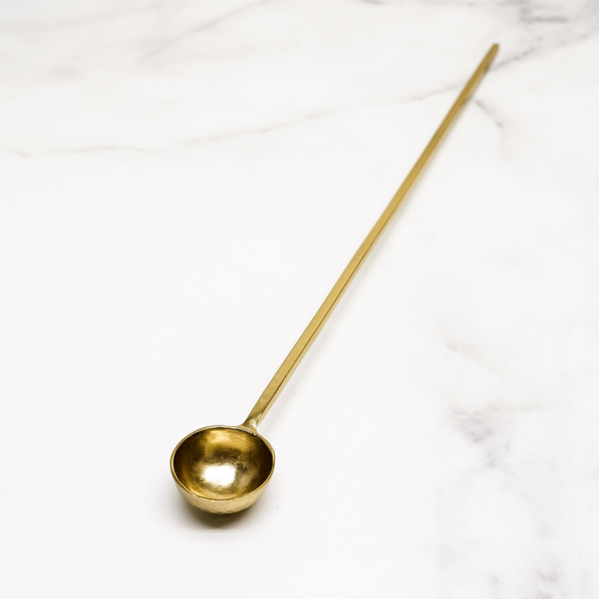 grande-cuillere-en-metal-doree,cocktail,montreal,cuillere-en-bois,achat-local,ahuntsic,casa-luca,boutique-casa-luca,