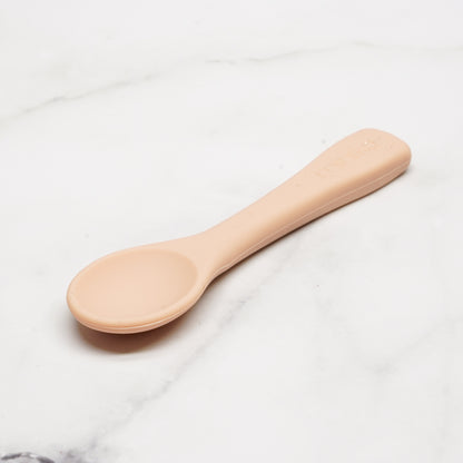 petite-cuillere,minika,silicone,cuillere,compagnie-quebecoise,ahuntsic,casa-luca,montreal,quebecois,enfant,bebe,bol-enfant