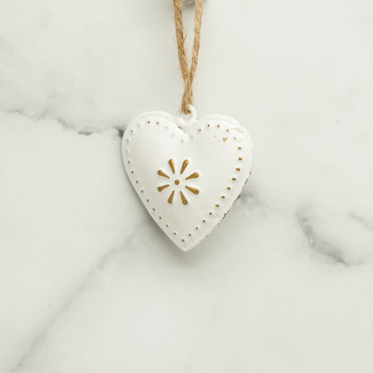 mini-coeur-metal,decoration-de-noel,decoration,casa-luca,boutique-de-noel,montreal,boutique-de-montreal,decoration-de-noel,ornement-de-noel,sapin-de-noel,balle-de-neige,boule-de-neige