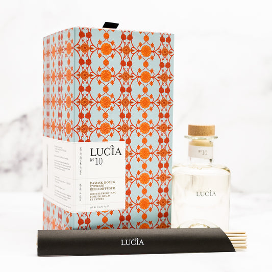 Diffuseur-rotang-no-10-rose-de-damas-et-cypres-lucia-montreal,ahuntsic,casa-luca,boutique-casa-luca,diffuseur,rose-de-damas