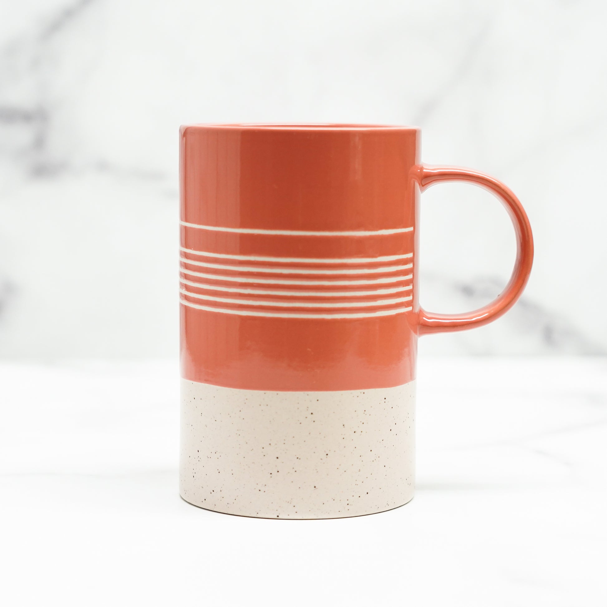 tasse-lignee,tasse,tasse-a-cafe,tasse-de-the,bruvage-chaud,reconfort,the,cafe,tisane,eau-chaude,dejeuner,brunch,cuisine,montreal,ahuntsic,casa-luca,boutique-casa-luca,boutique-montreal
