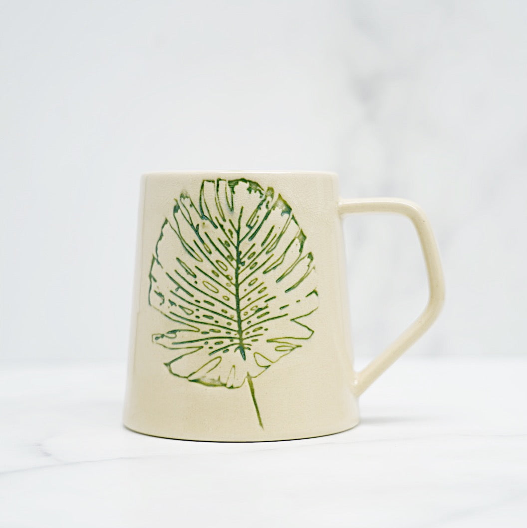 tasse-monstera,tasse,cafe,the,breuvage-chaud,tasse-a-cafe,citation,ceramique,idee-cadeau,montreal,boutique,montreal