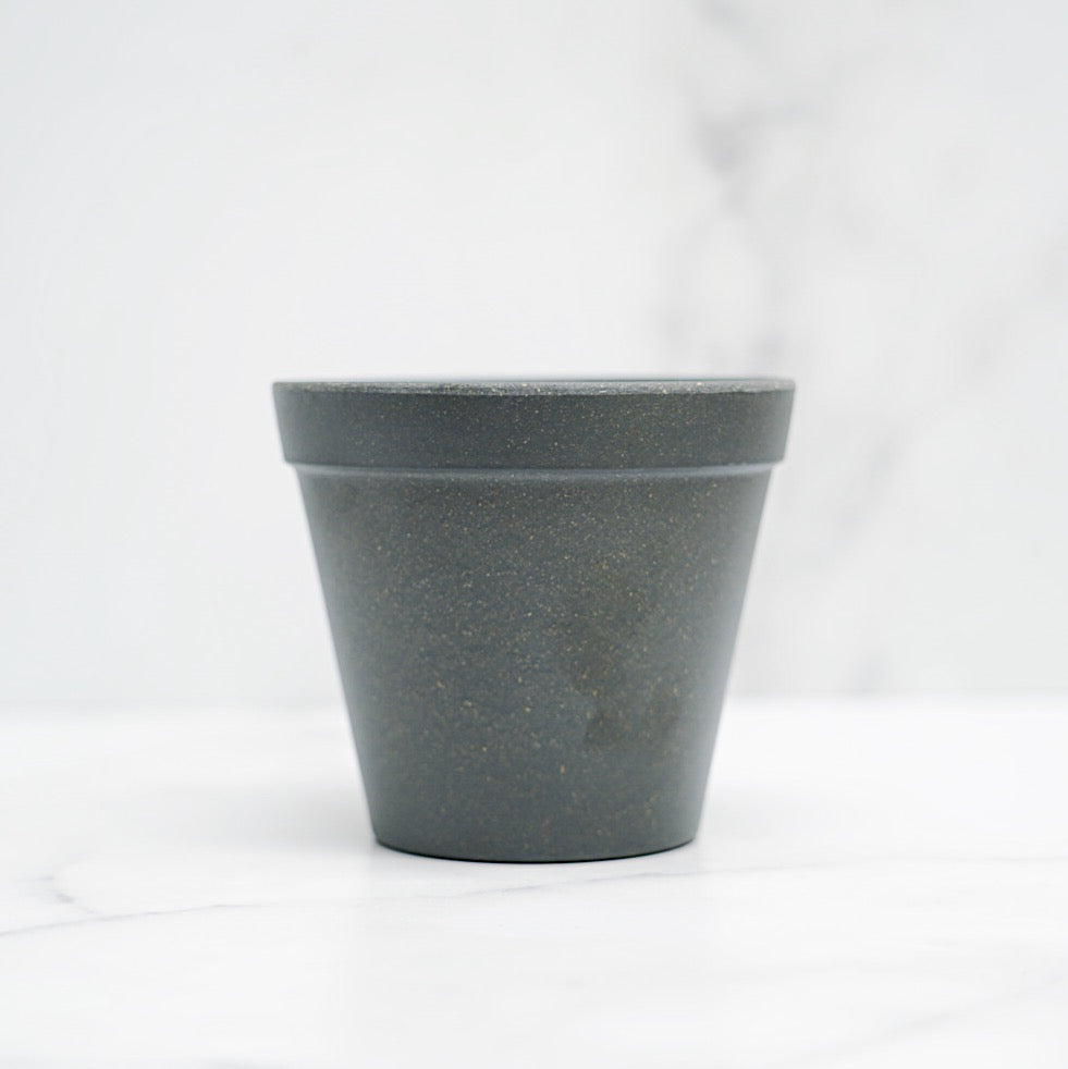 cache-pot-biodegradable,cache-pot,pot,jardin,plantes,plante,potager,pot,ahuntsic,casa-luca,montreal,casaluca